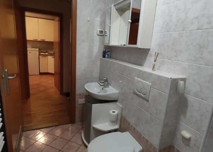 Apartma Marea アパート